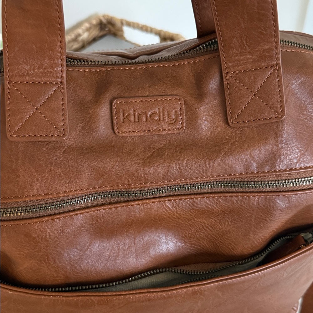 Kindly Camera Bag “Courtney” full size in brown - Picture 9 of 14